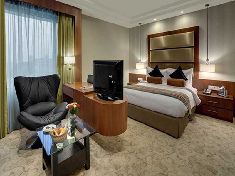 Ramada Ahmedabad Hotel Eksteriør billede