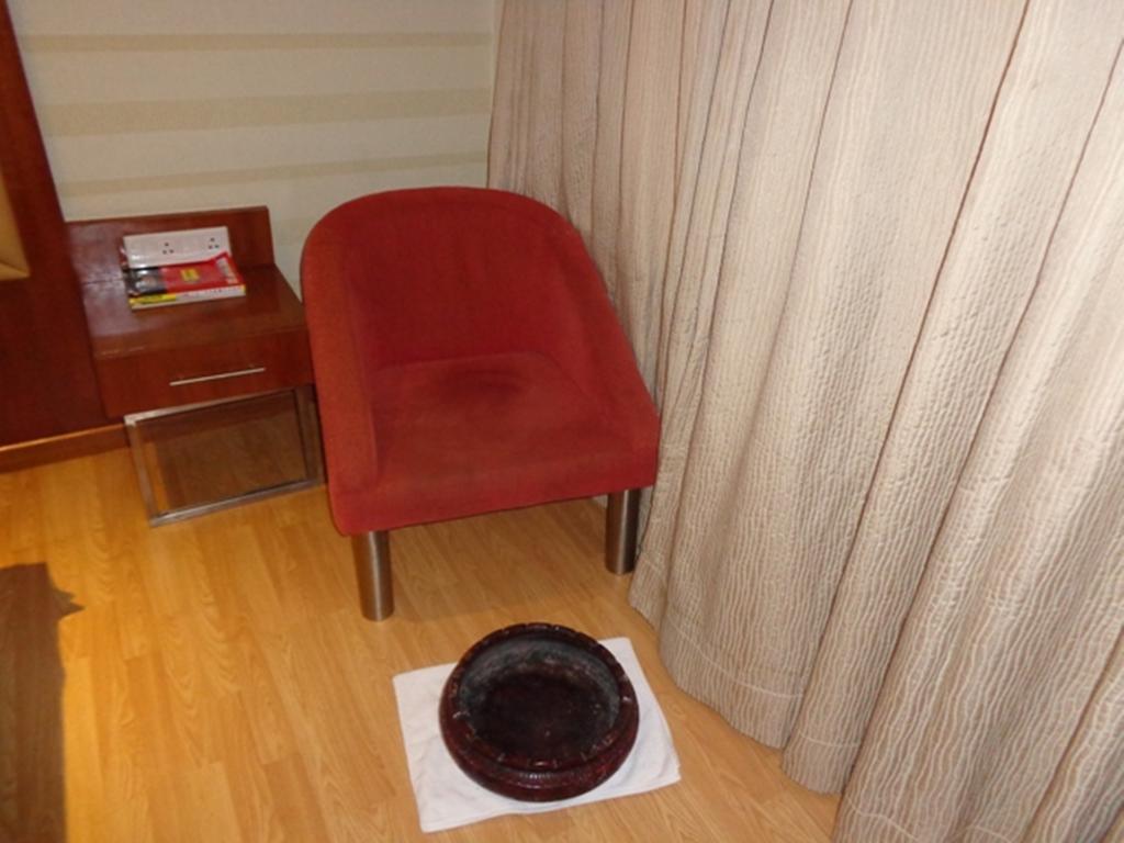 Ramada Ahmedabad Hotel Eksteriør billede